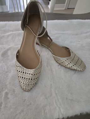 TALBOTS Edison Gold Leather Woven D'orsay Ankle Strap Flats Size 7